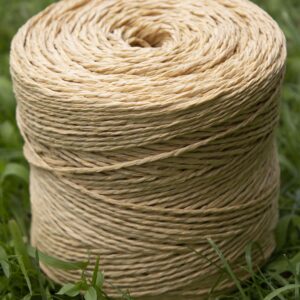 Gros plan pelote colorée Raphia Rond naturelle