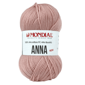 Zoom sur douceur du fil Anna - Acrylique Premium rose poudre