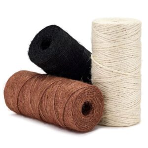 3 bobines de ficelle gaya colorée à coté: crème, châtaigne et noir