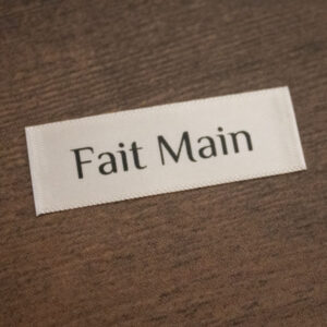 Etiquette tissu avec mention"fait main" en francais